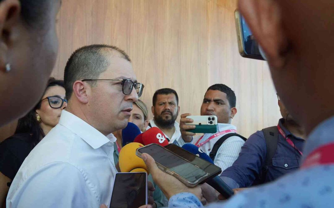 Fiscal propone plebiscito para que los colombianos decidan sobre procesos de paz con el ELN.
