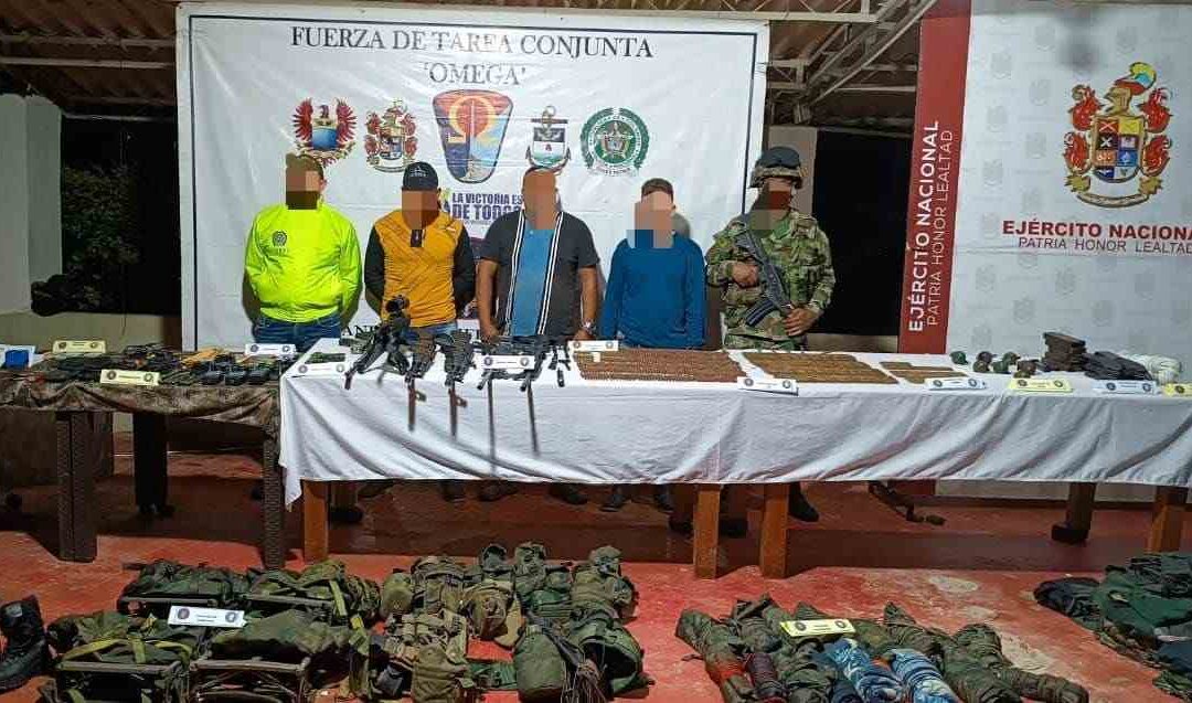 Éxito operativo del Ejército: Incautan armamento y capturan a cabecilla de Disidencias de las Farc en Caquetá.